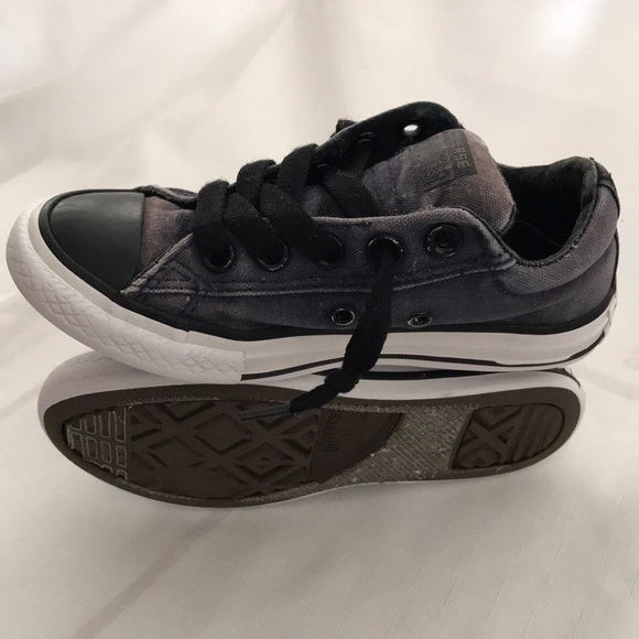 All ⭐️ Star / Iconic Low Top - Picture 3 of 8